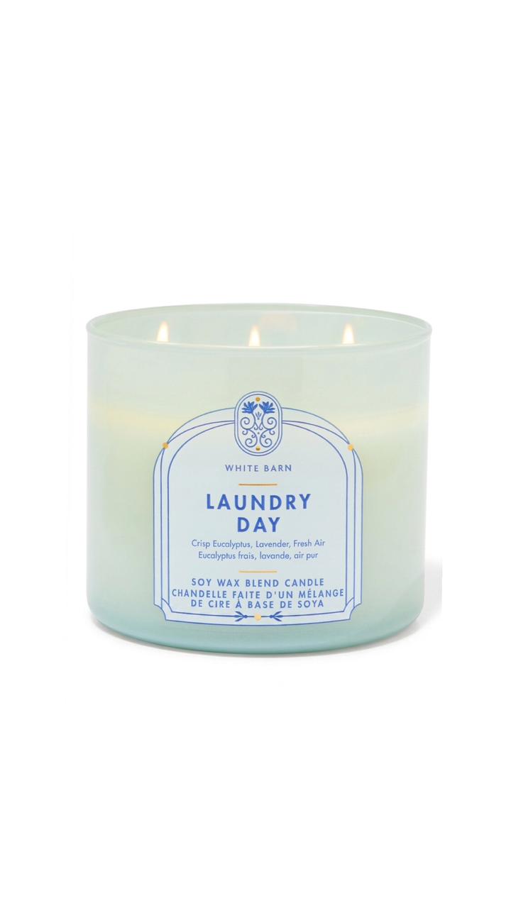 BATH & BODY WORKS Laundry Day 3-Wick Candle باث آند بدي ورك شمعة معطرة